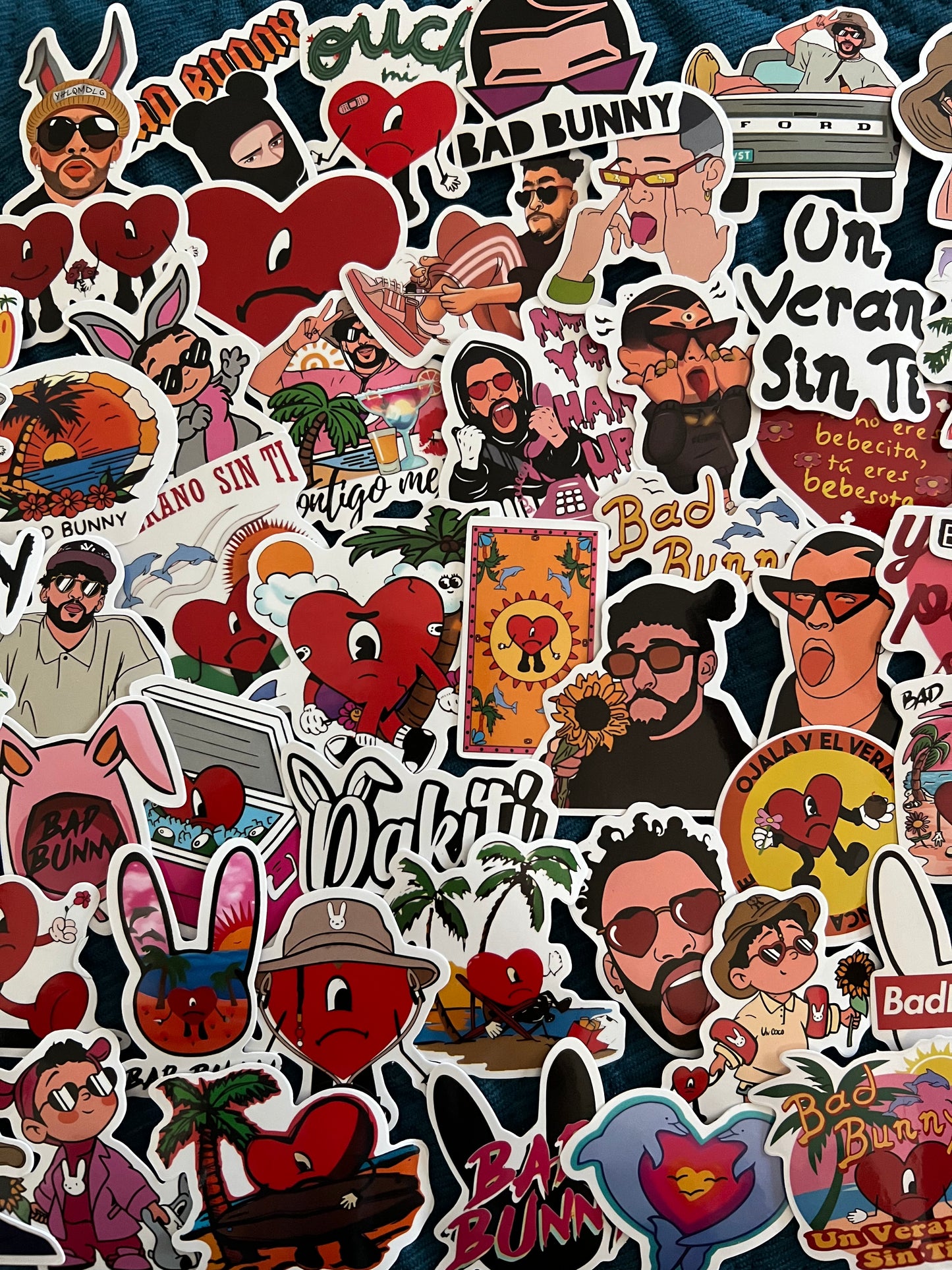 Bad bunny Stickers Mystery Pack !